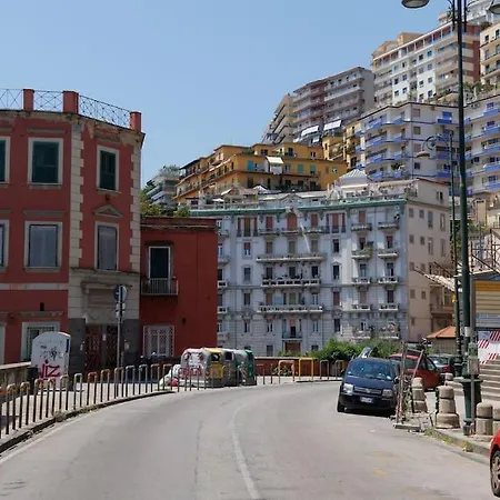 شقة Chiaia Stunning Seaview Studioflat With 2 Terraces By Houseinnaples *