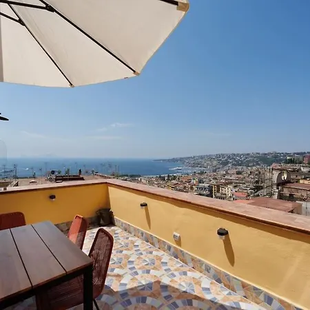 Chiaia Stunning Seaview Studioflat With 2 Terraces By Houseinnaples شقة نابولي